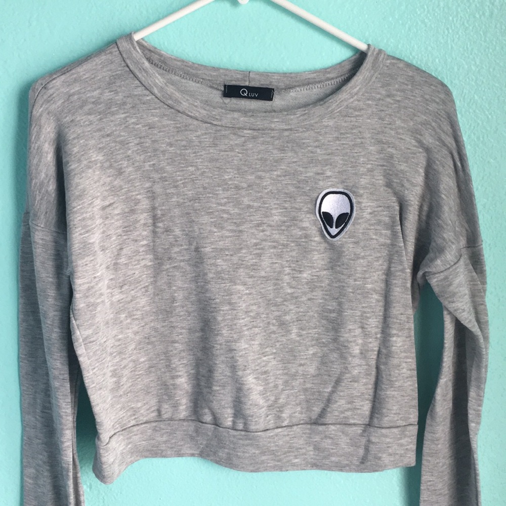 cropped long sleeve top